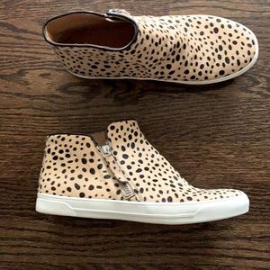 Crown Vintage Booties